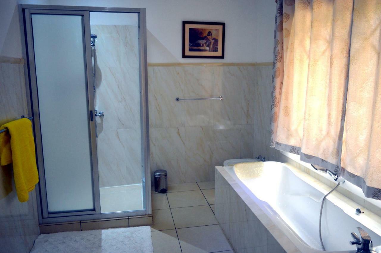 Sundown Beach Villa Glacis  Exterior foto